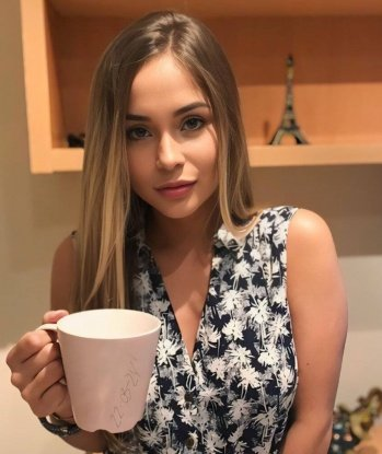 Сладкая и чувственная красавица ждет своего щедрого кавалера для встречи без обязательств и безудержного веселья. Обещаю, ты останешься доволен! 2988, 19 лет